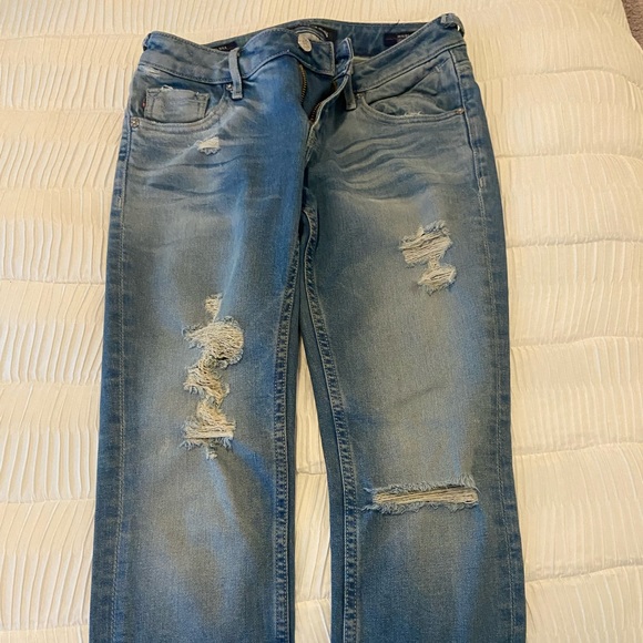 Vigoss Chelsea Distressed Skinny Jean - Picture 6 of 8